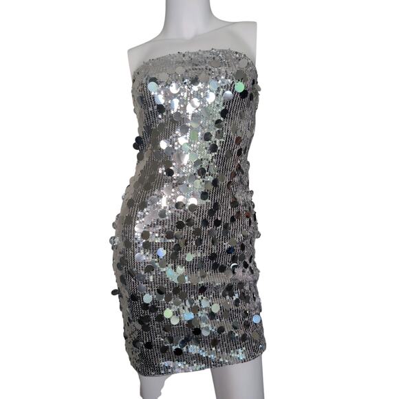 Silver Sequin Bodycon Strapless Mini Dress XS Bodycon Party Club Glam Festival - Picture 1 of 7